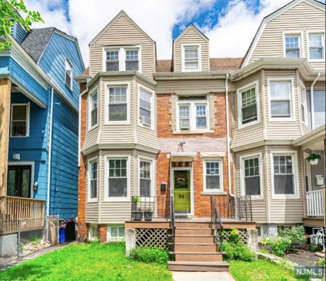 $465,000 Rowhouse