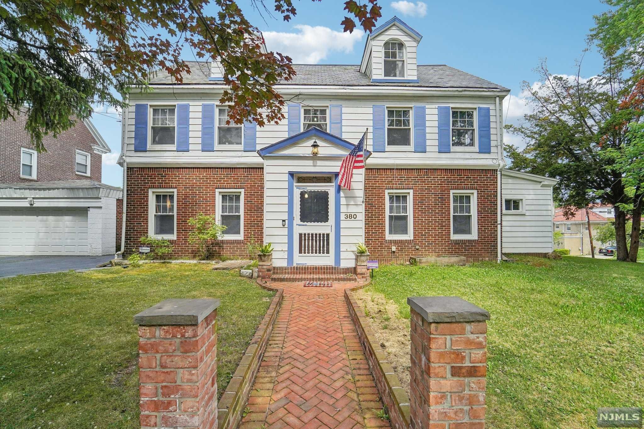 $579,900 Colonial