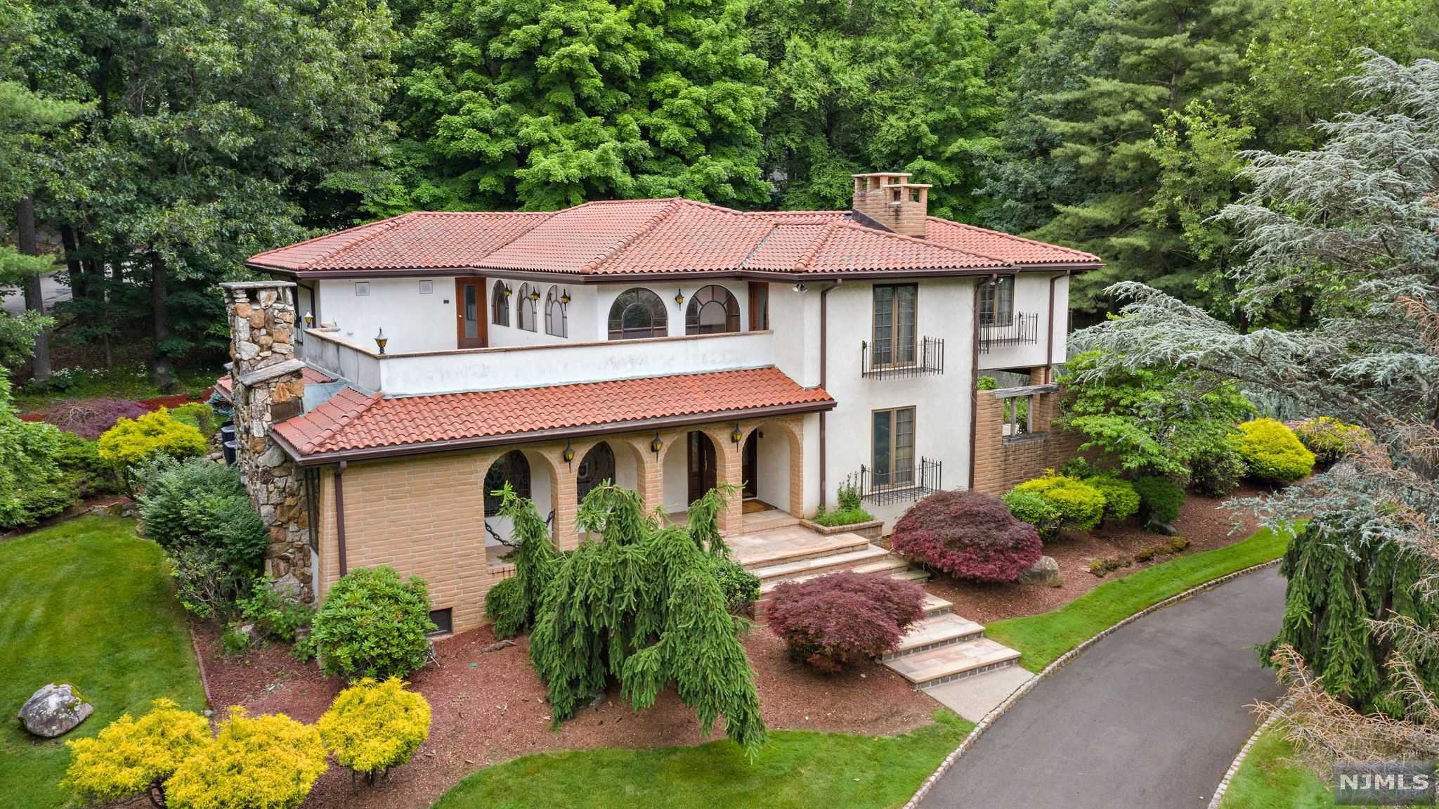 $1,259,888 Colonial