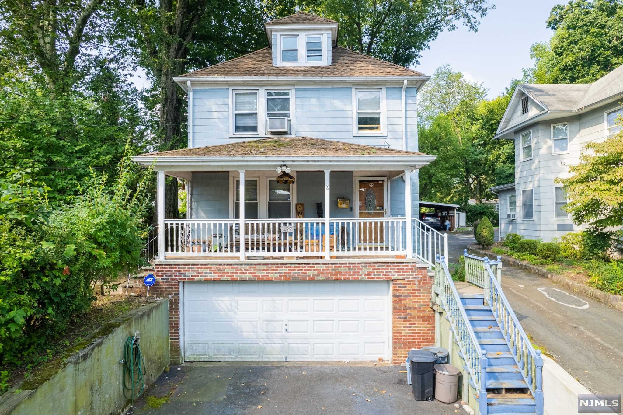 $499,000 Colonial