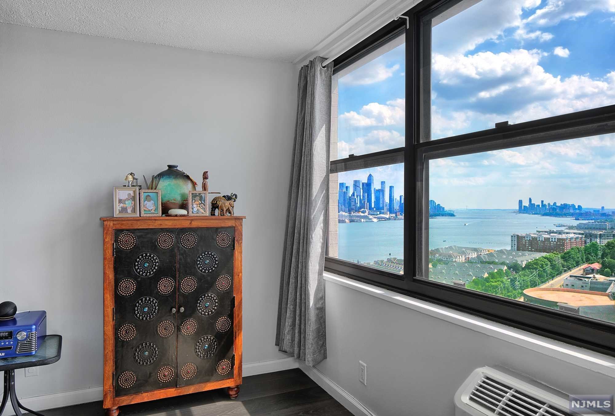 $339,000 Condo