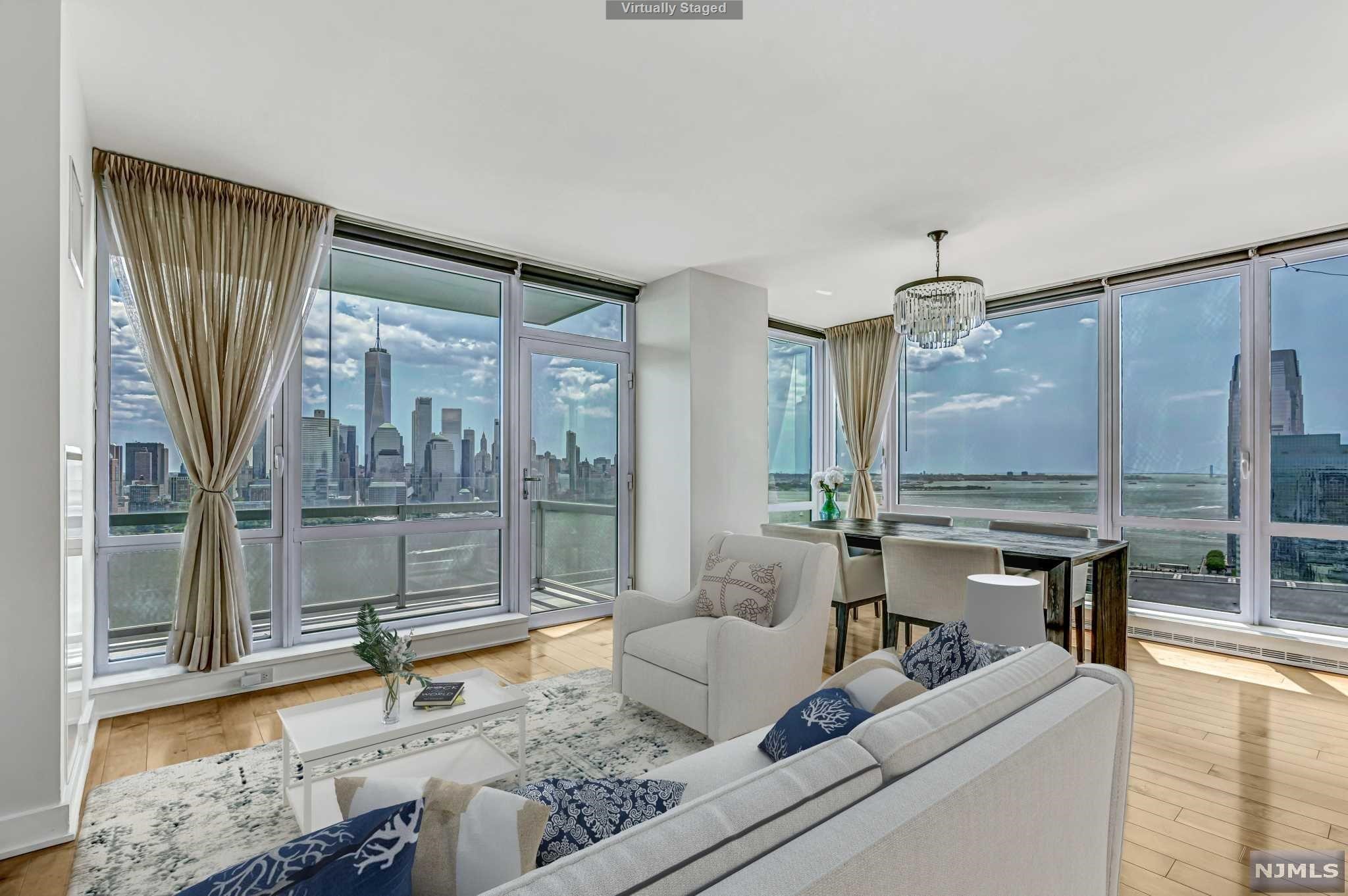 $2,650,000 Condo