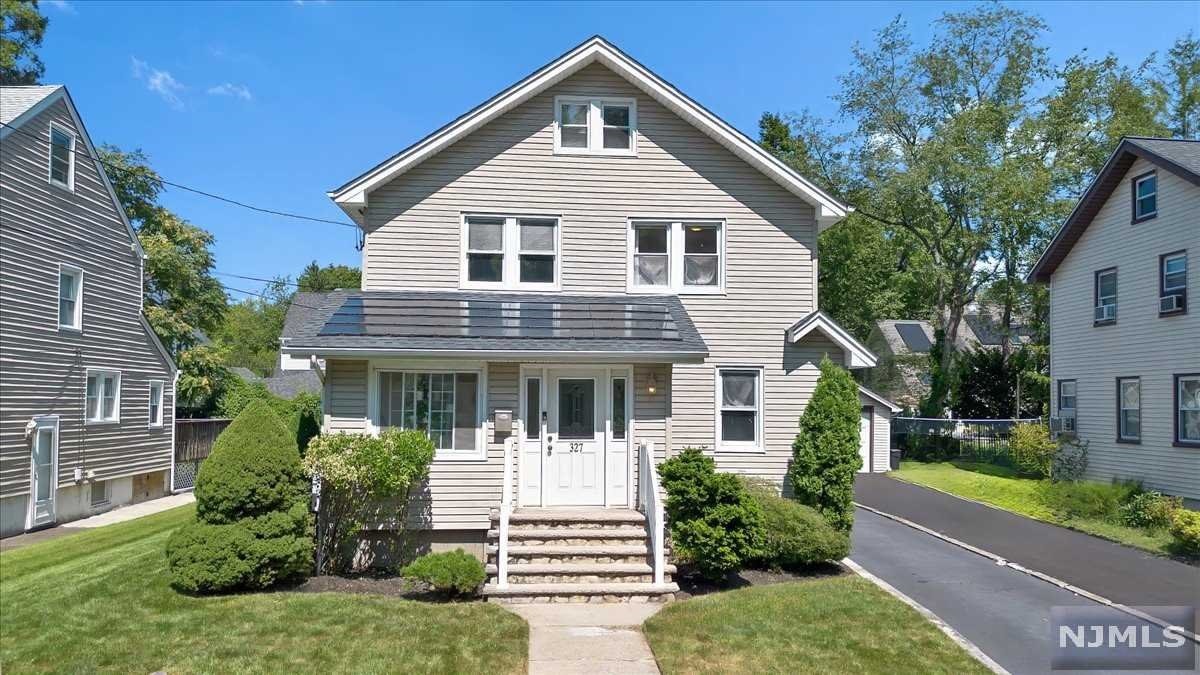 $659,900 Colonial