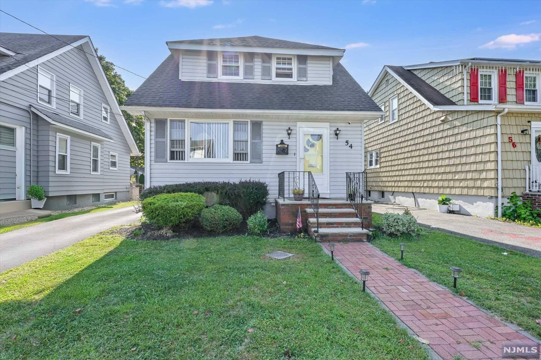 $500,000 Colonial