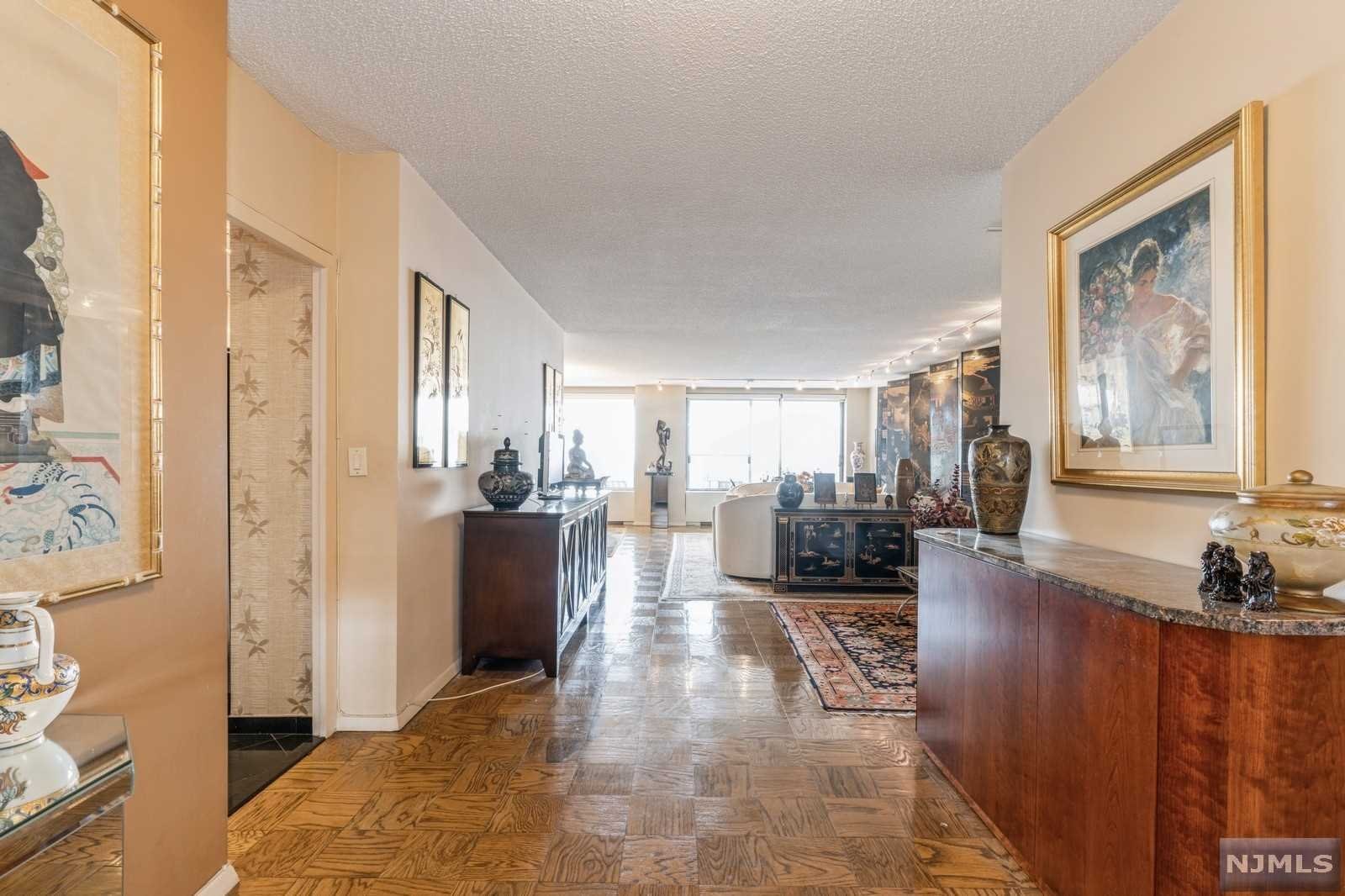 $525,000 Co-op