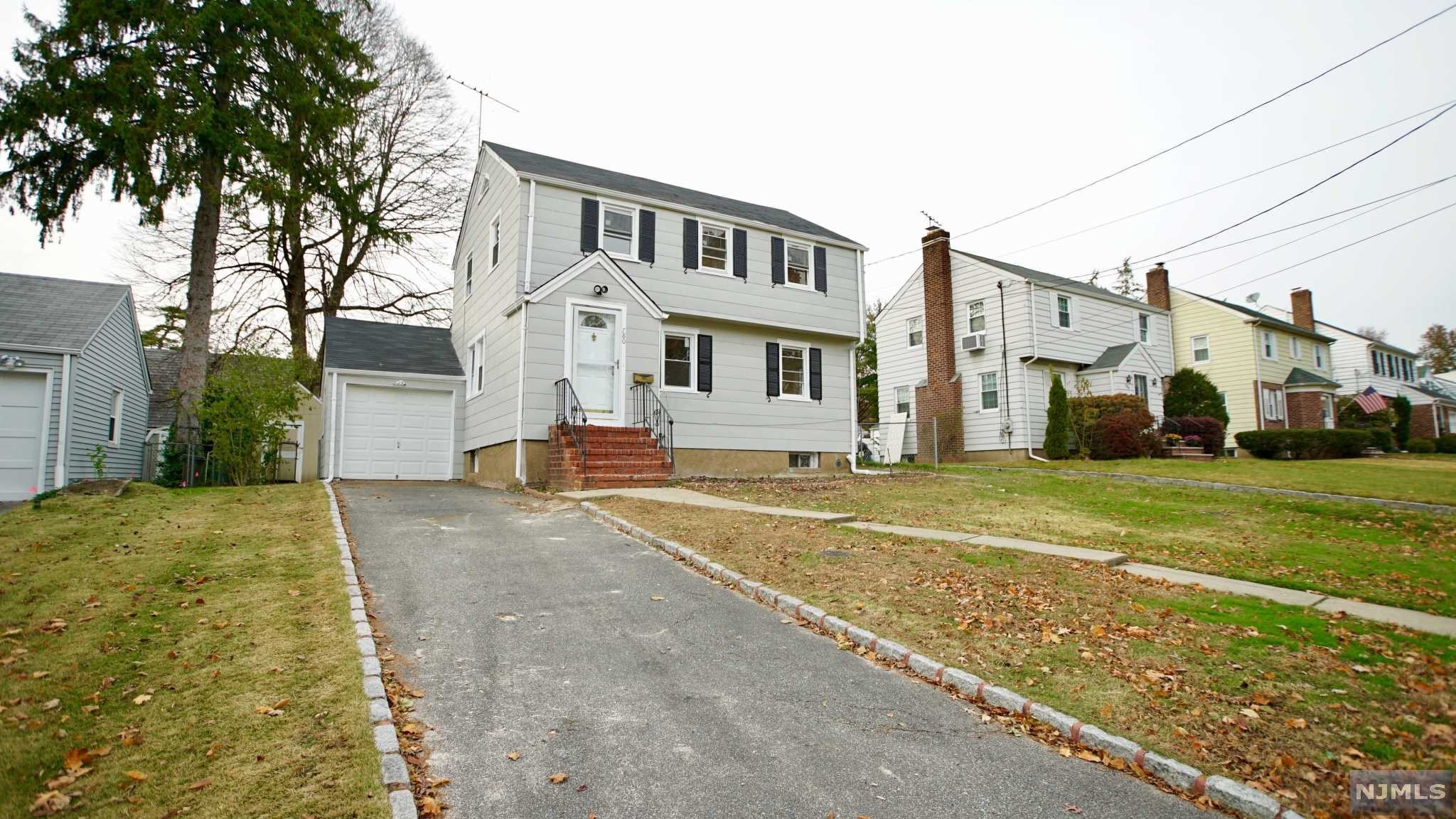 $679,000 Colonial