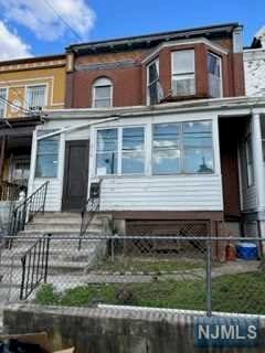 $235,000 Rowhouse