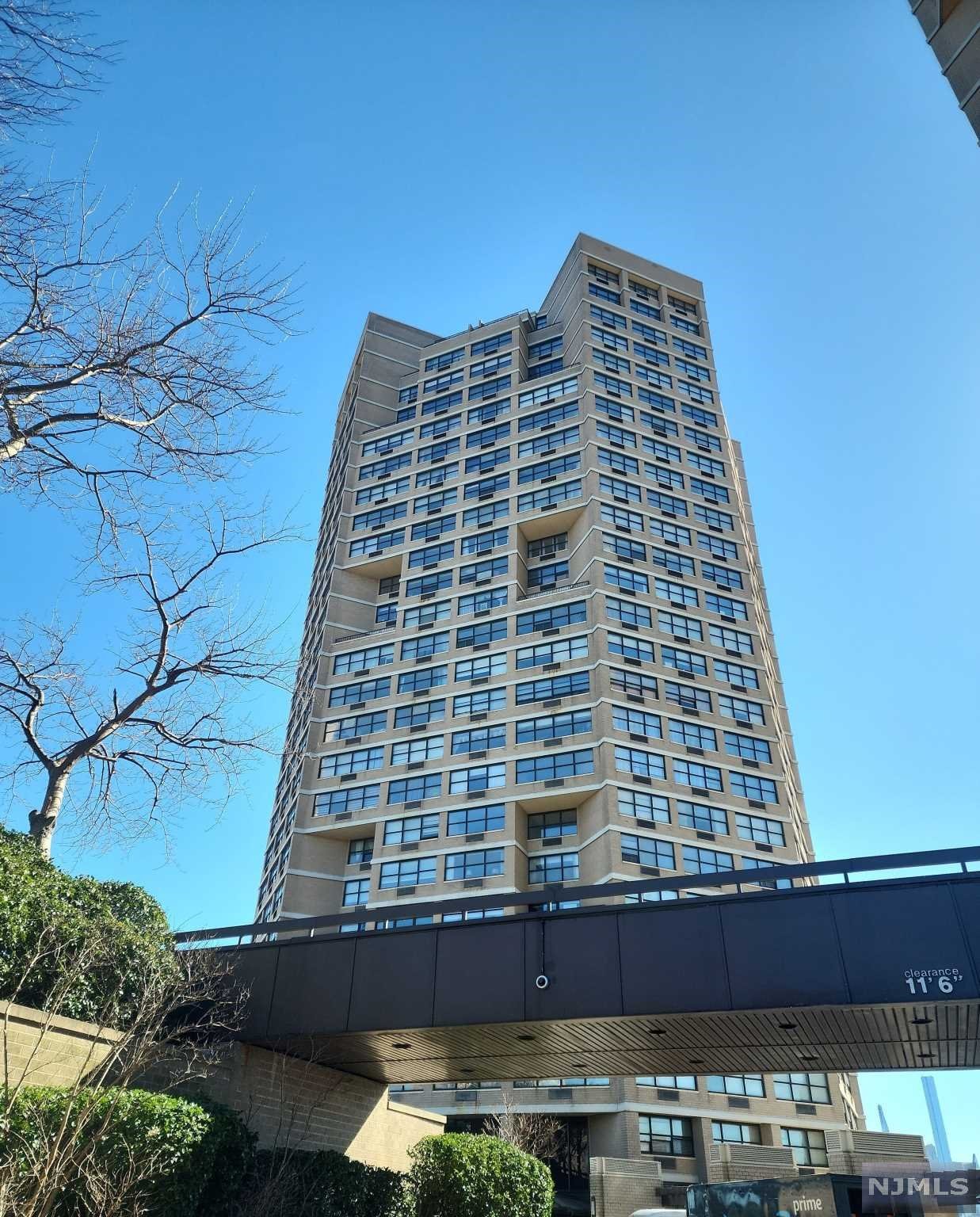 $385,000 Condo