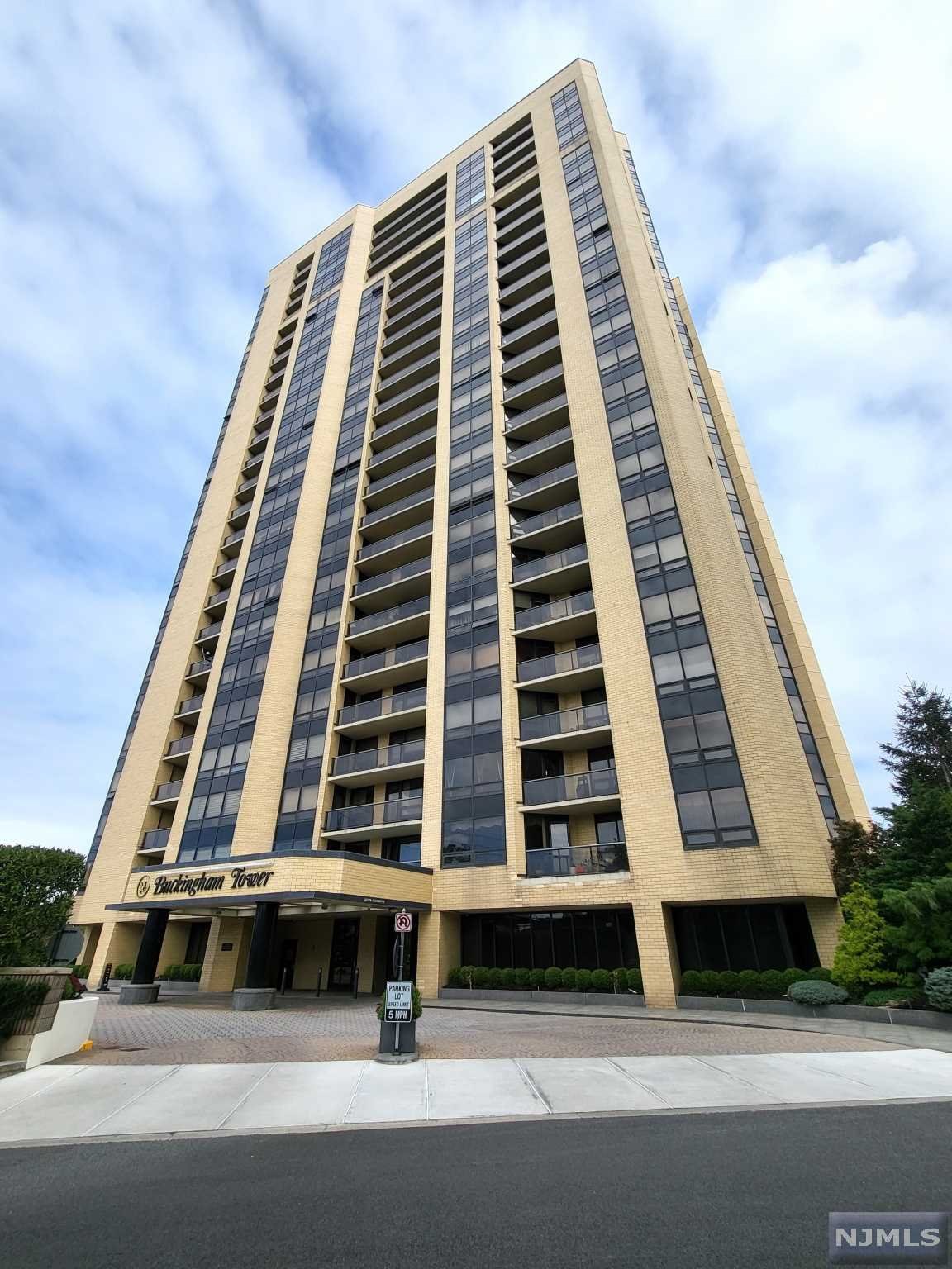 $595,000 Condo