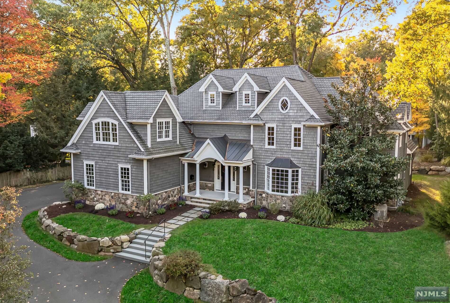 $2,049,000 Colonial