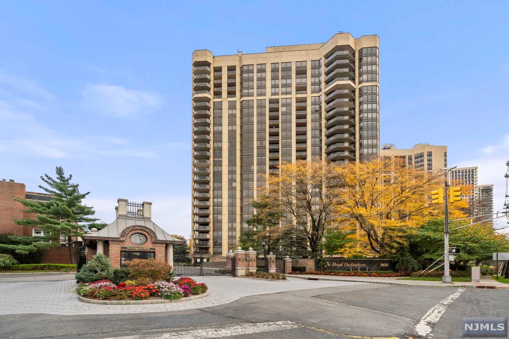 $1,149,000 Condo