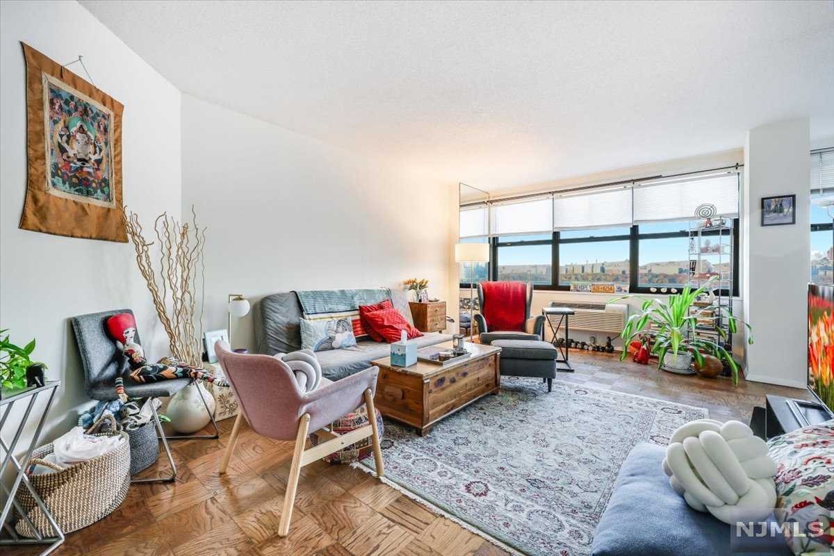 $340,000 Condo