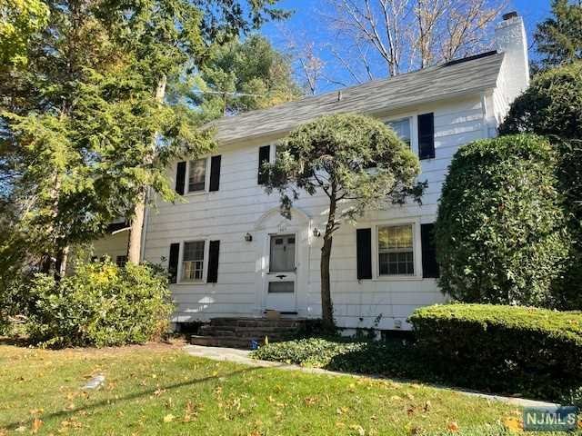 $699,900 Colonial