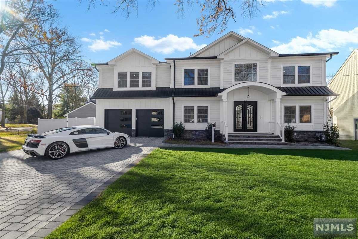 $1,850,000 Colonial