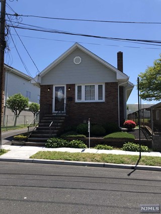 MLS Number 21018180 - 3 bed,1 bath, Residential Property for $403,000 - 446  Alder Street, Lyndhurst, NJ - New Jersey Multiple Listing Service