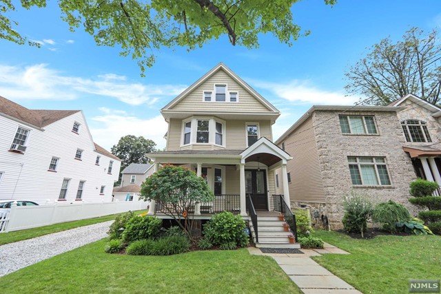 Photo of 37 W Newell Avenue, Rutherford NJ